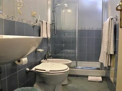 فندق Esperia كابري