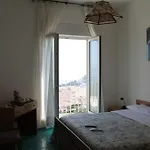 Esperia Hotel 3*